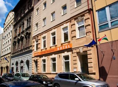 Six Inn Hotel Budapest - Oddih v...