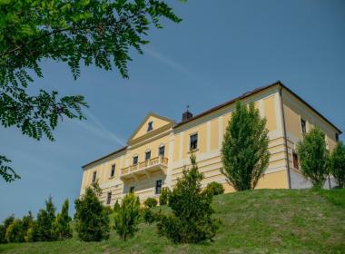 Hotel i restoran Dvorac Gjalski -...