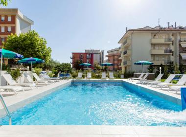 Club Hotel Residence Cesenatico -...