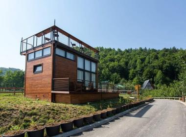 Malak Farma - Cube House , Kakanj,...