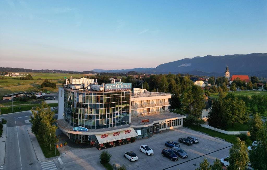 Hotel Krek - Družinski oddih, Lesce,...